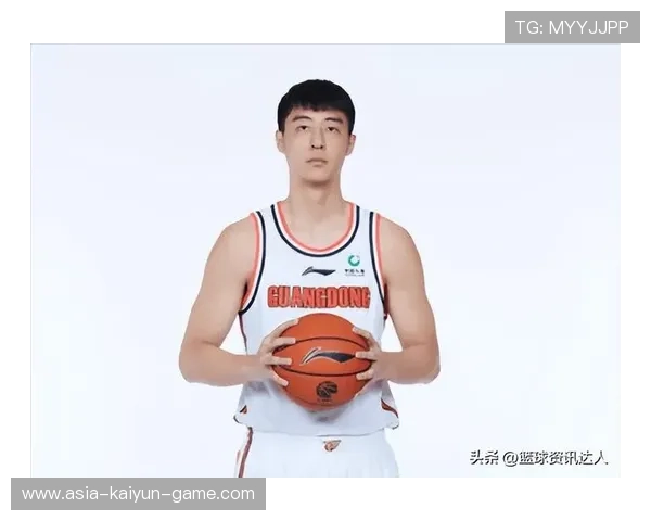 广东训练像军营？赵睿一句话点醒张明池张昊，cba广东张明池年龄